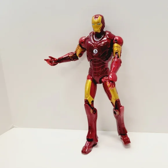 Marvel Legends 6" Iron Man Movie Mark III Action Figure - Picture 6 of 10